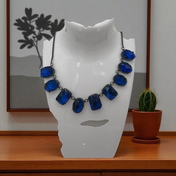 Jewelry - Elegant Vintage Blue Gemstone Necklace with Matching Bracelet – Lovely Pre-Loved